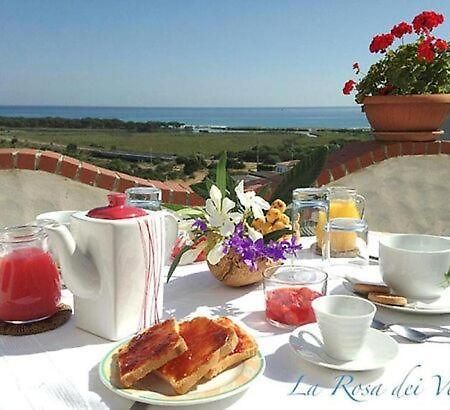 La Rosa Dei Venti Bed and Breakfast La Caletta Buitenkant foto